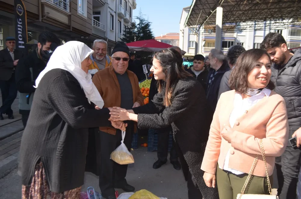 PELİNSU YILDIRIM DEMİR “DÜNYAYI MÜCADELECİ KADINLAR DEĞİŞTİRECEK”