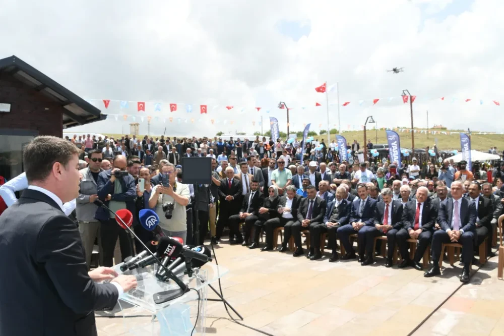 IHLARA VADİSİ CAM TERAS VE KAFETERYA TURİZM BAKANI MEHMET NURİ ERSOY