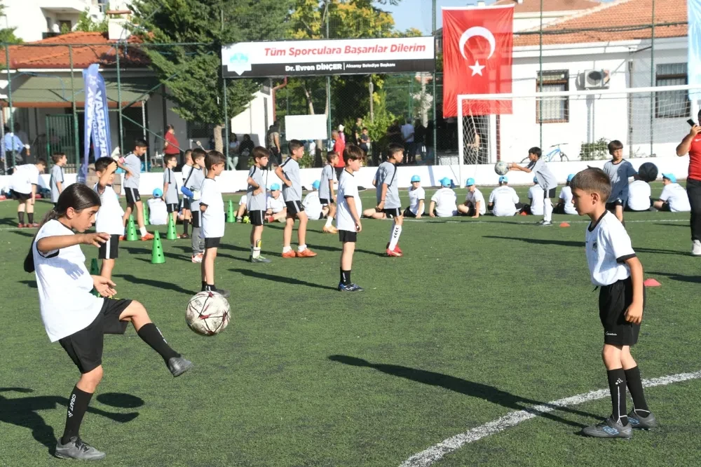 AKSARAY BELEDİYESİ YAZ SPOR OKULU DÖNEM KAYITLARI BAŞLADI