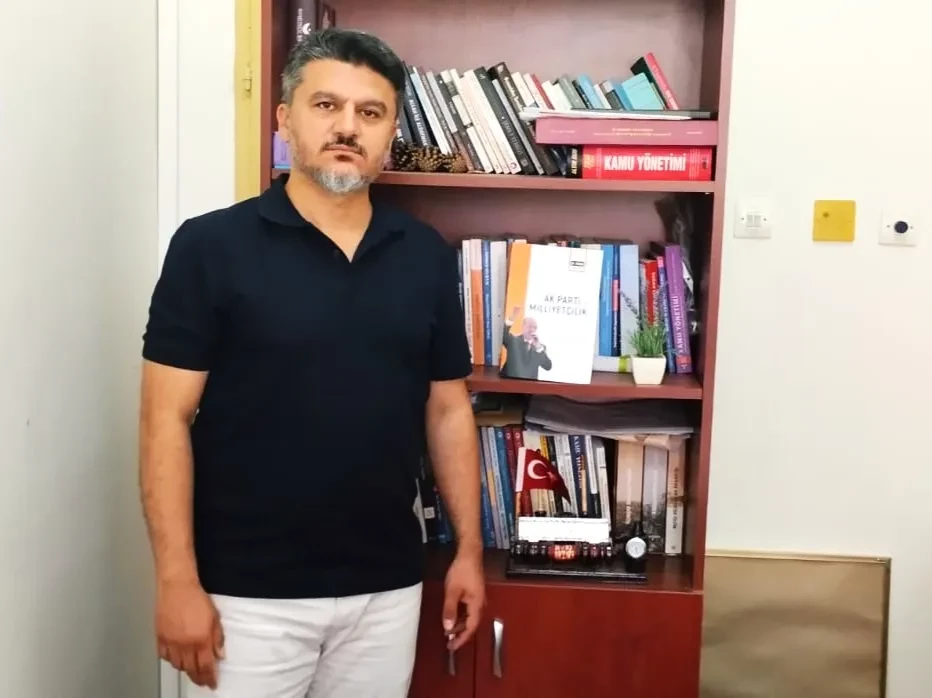 DR. TURAN’IN KİTABI “AKADEMİK ALTIN KALEM” ÖDÜLÜ ALDI