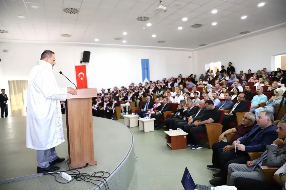 ASÜ VETERİNER FAKÜLTESİ BU YIL 43 MEZUN VERDİ