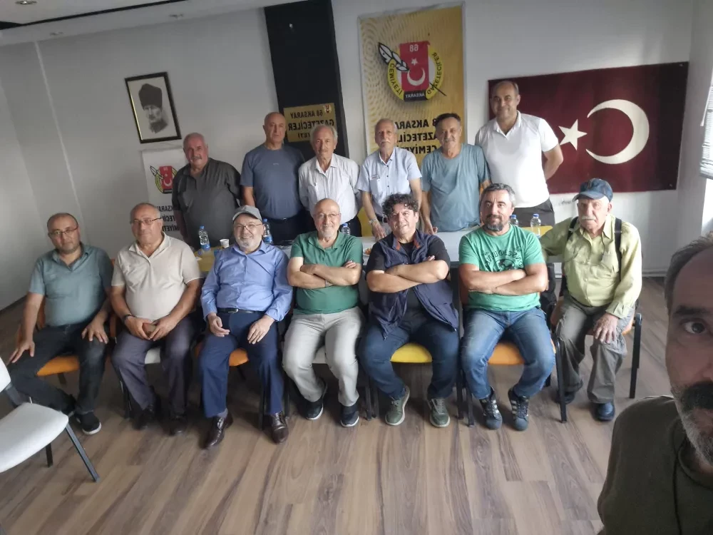 AKSARAYDA GAZETECİLER BASIN BAYRAMINDA  İLİN MESELELERİNİ  MASAYA YATIRDILAR