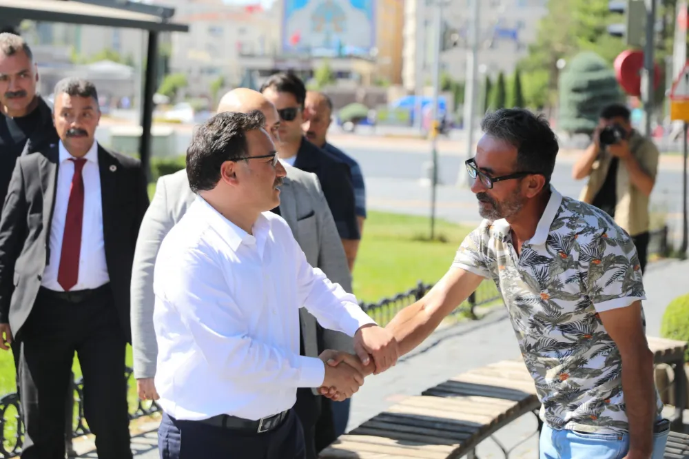  KAYSERİDE  HUZURU  İDARECİ CESARETİ VE LİDERLİK VASFIYLA  SAĞLAYAN VALİ GÖKMEN ÇİÇEK!