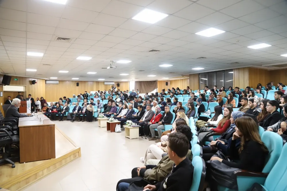 21. Yüzyılda Türk Düşüncesi Kongresi  Aksaray Üniversitesi’nde başladı