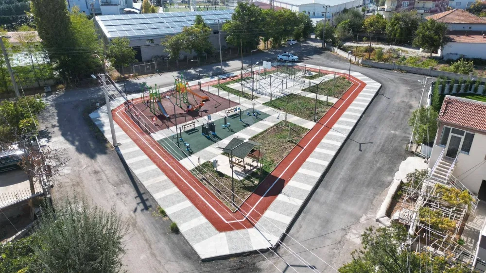 AKSARAY BELEDİYESİ’NDEN ÇİFTLİK MAHALLESİNE 3 YENİ PARK