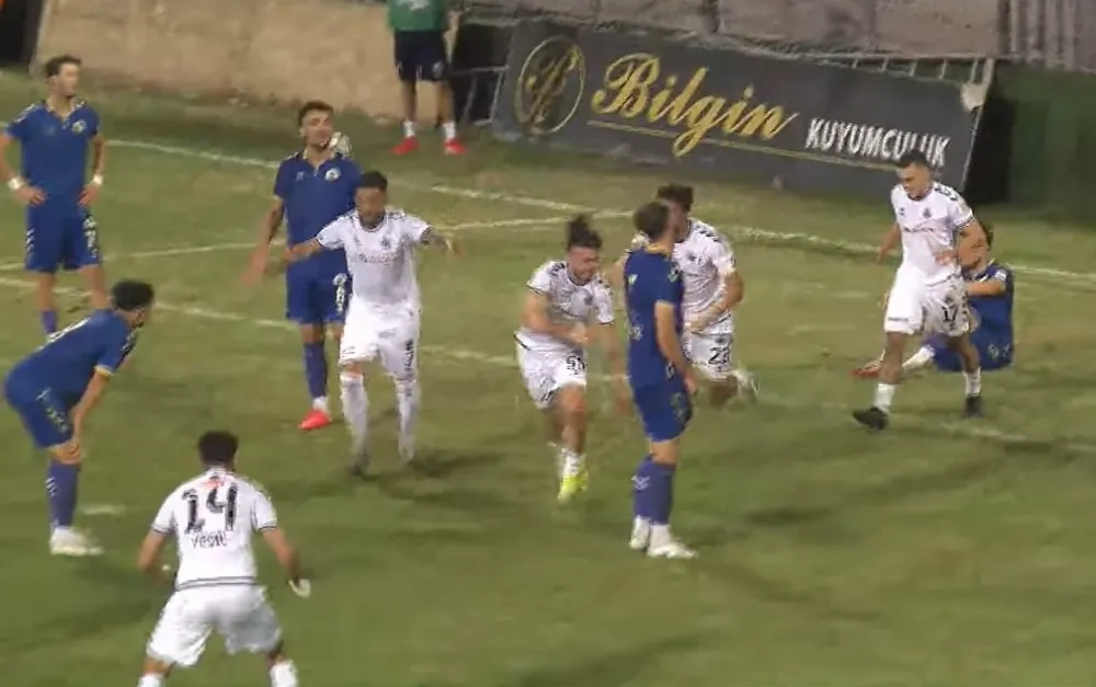 Aksarayspor’dan Uzatmalarda Altın Değerinde Bir Puan!