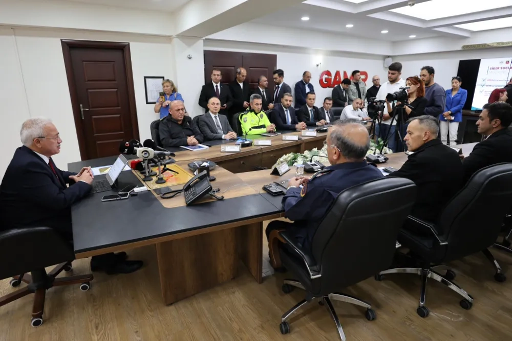 Aksaray’da Suç Oranlarında Düşüş: Vali Kumbuzoğlu Güvenlik Verilerini Paylaştı