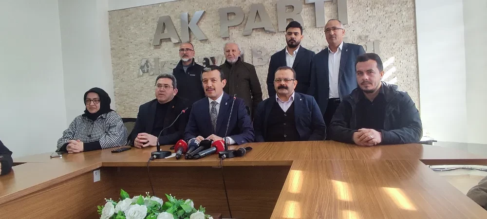 AK Parti il Başkanı Hamza Aktürk Ak Parti 8.Büyük kongresi öncesi basın toplantısı yaptı