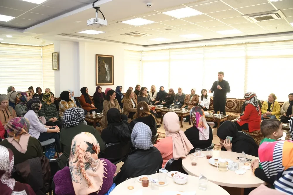 Aksaray Belediyesi’nden Kadınlara Yönelik Psikodrama Eğitimi Verildi