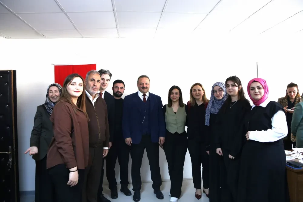 ASÜ Fen-Edebiyat TÜBİTAK 2209-A  projelerinde zirvede yer aldı