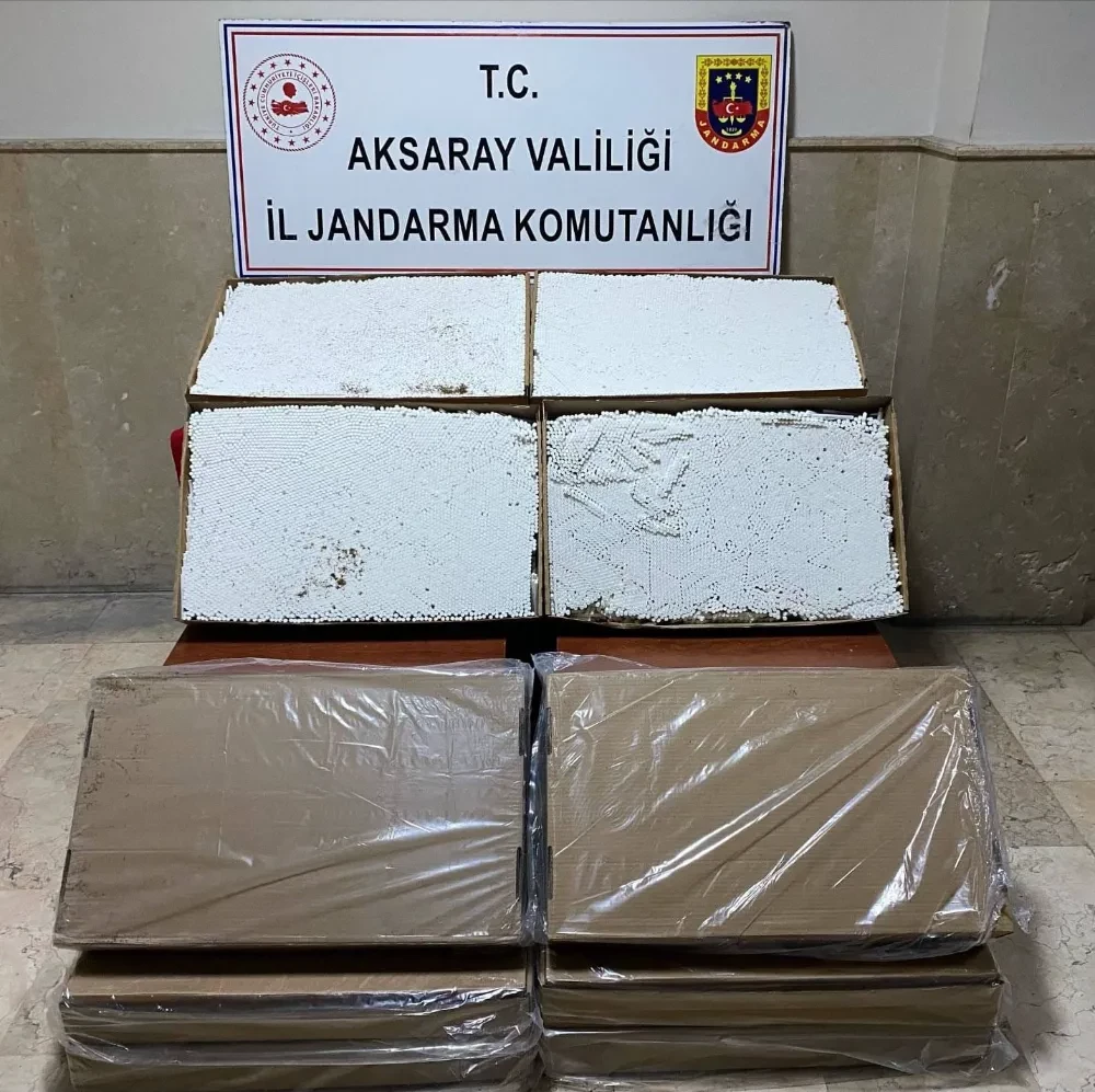 Aksaray’da Yolcu Otobüsünde 48 Bin Adet Kaçak Makaron Ele Geçirildi