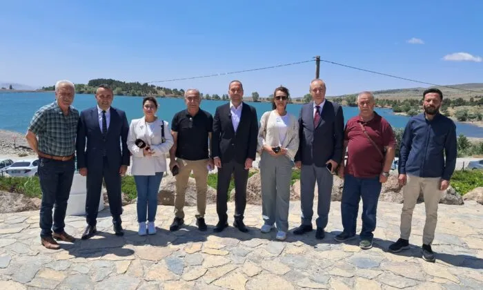 NİĞDE BELEDİYE BAŞKANI EMRAH ÖZDEMİR, BASINLA BULUŞTU