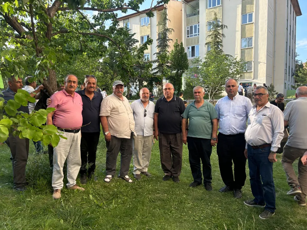 AKSARAYLI GAZETECİLER MESLEKTAŞLARININ ACISINI PAYLAŞTI!