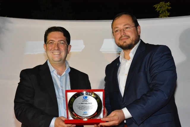 AGD`den Başkan Yazgı`ya teşekkür plaketi
