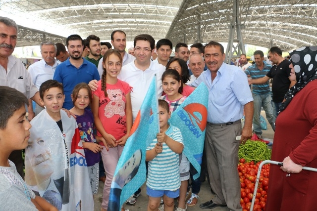 AK Parti seçim çalışmalarına devam ediyor