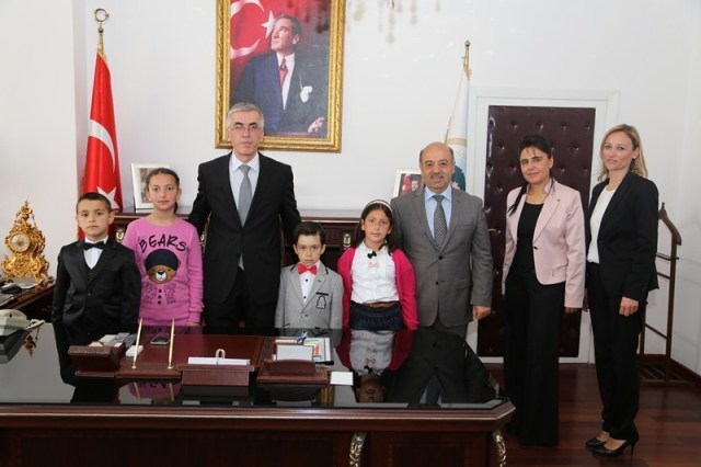 Aksaray Valisi Asüde Konukçu: `İnsanların sorunlarını çözmek istiyorum`