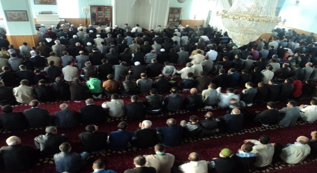 Aksaray`da Kurban Bayramı Namazı Yarın Saat 07 32 de kılınacak