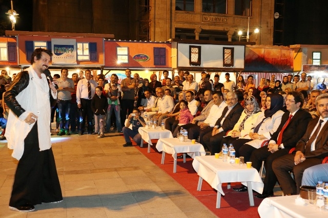 Aksaraylı Ünlü Sanatçı Umut Zen`den Muhteşem Konser