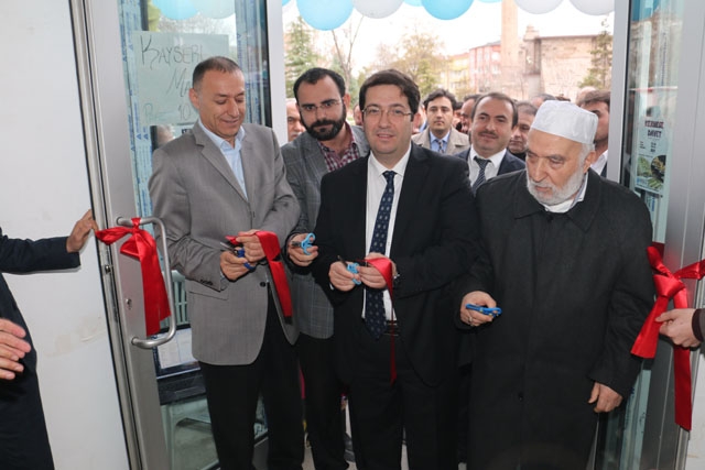 Anadolu Gençlik Derneği`nden eğitime destek amaçlı kermes