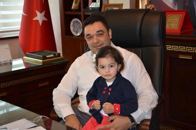 Başkan Koçaş; `Dünya çocuklarının bayramı kutlu olsun `