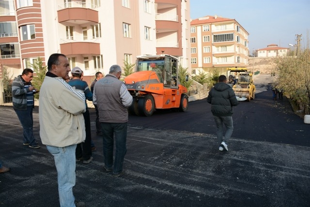 Başkan Yazgı, `Asfaltı olmayan mahalle kalmayacak`