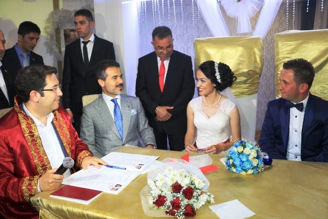 Başkan Yazgı bir günde iki nikâh kıydı