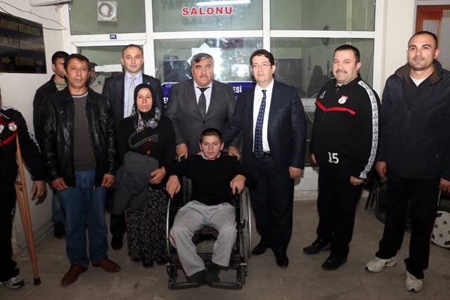 Başkan Yazgı, engelliler derneğini ziyaret etti