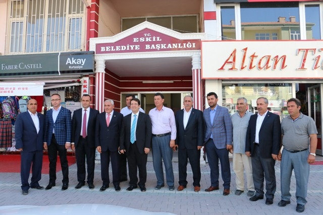Başkan Yazgı Eskil İlçesini Ziyaret Etti