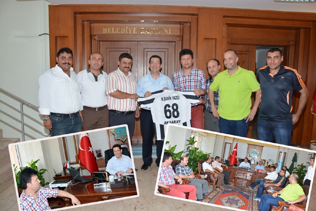 Başkan Yazgı`ya Sanayi sporun forması hediye edildi