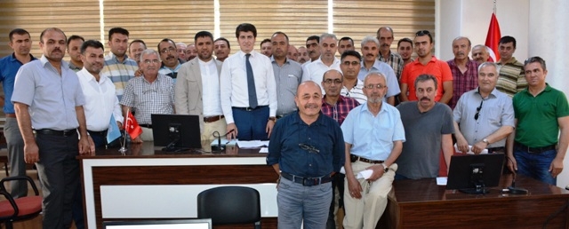 Belediye emlakçıları bilgilendirdi