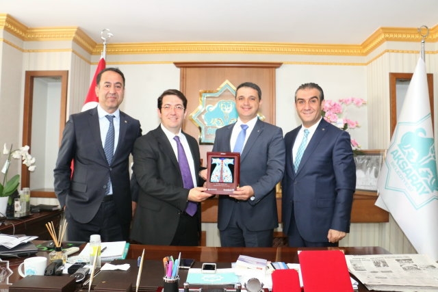 Denizbank`tan Yazgı`ya Plaket