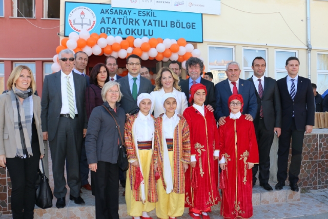 Eczacıbaşı`ndan Eskil Yatılı Bölge Okulu`na Anlamlı Hizmet 