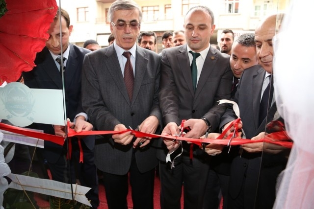 GİRİŞİMCİLER KENDİ İŞYERİNİ AÇIYOR