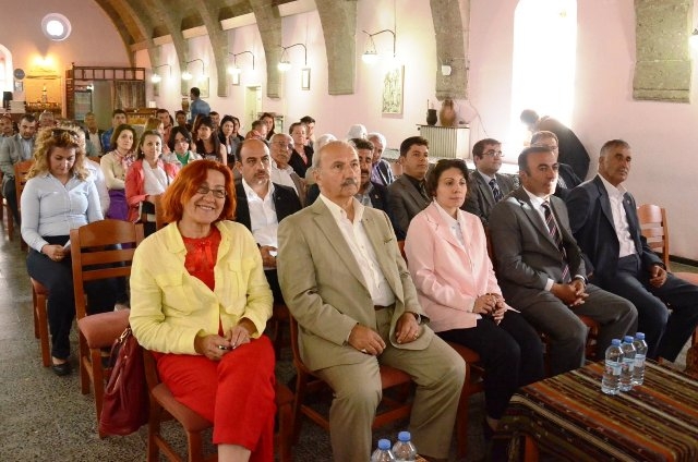 Güzelyurt`ta sanal dünya ve e-hayat konferansı