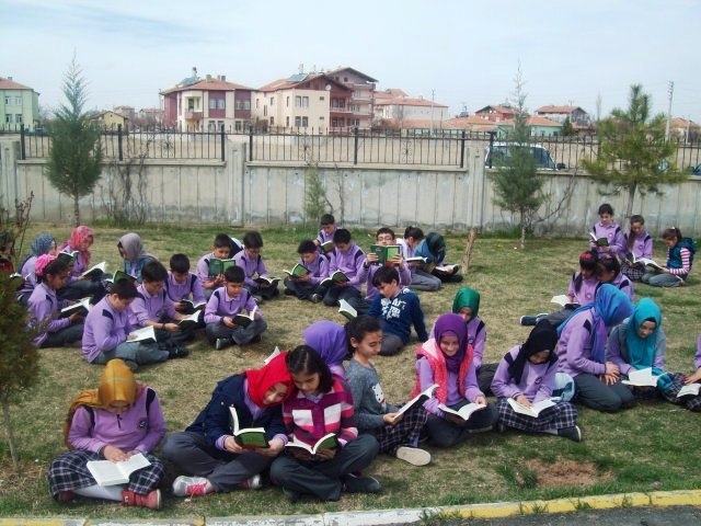 Herkes O`nu okuyor yarışmasına büyük ilgi