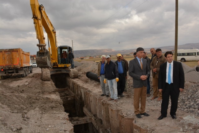 İlk Defa Palplanş Uygulaması İle Kanalizasyon Çalışmalarına Başlandı