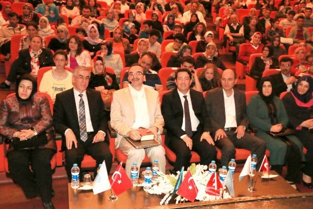 `Kahve Tadında Sohbet` Programı Büyük İlgi Gördü
