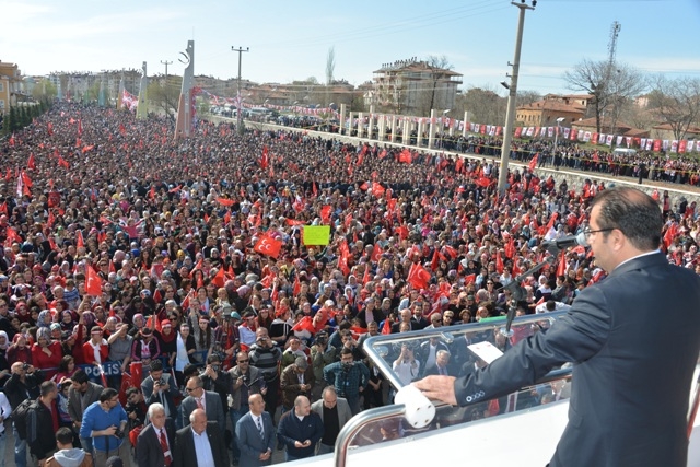 MHP Belediye Başkan Adayı Karabatak `MHP meydanlara sığmadı