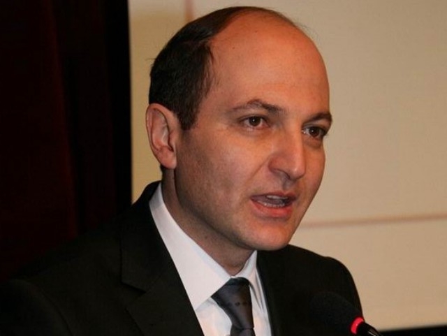 `Ramazan Ayının müjdeleyicisi, Berat Kandilimiz mübarek olsun`