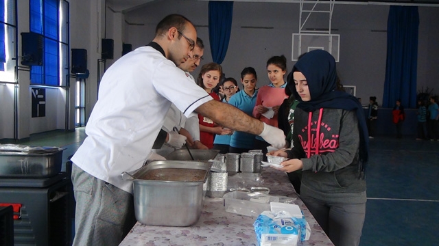 Sağlıkçılarda Aşure Kardeşliğinde Birleştiler