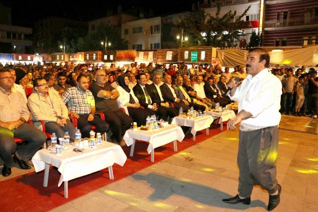 Urfalı Sanatçı Kazım Çiriş Aksaray`da sıra gecesi konseri verdi