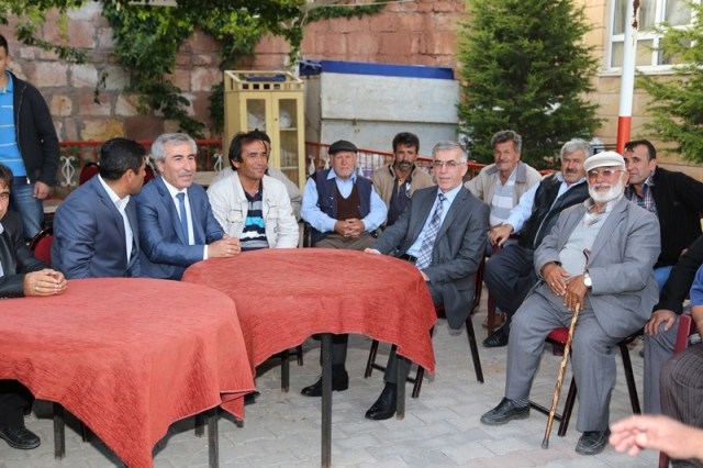 Vali Şeref Ataklı Sevinçli Köyü`nü ziyaret etti