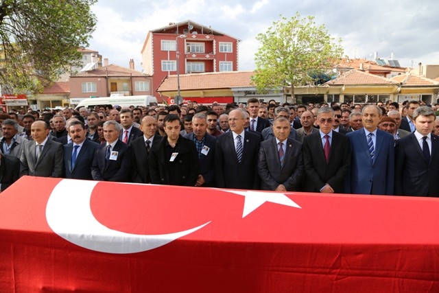 Yargıtay Üyesi Nail Özkılıç Ortaköy`de toprağa verildi